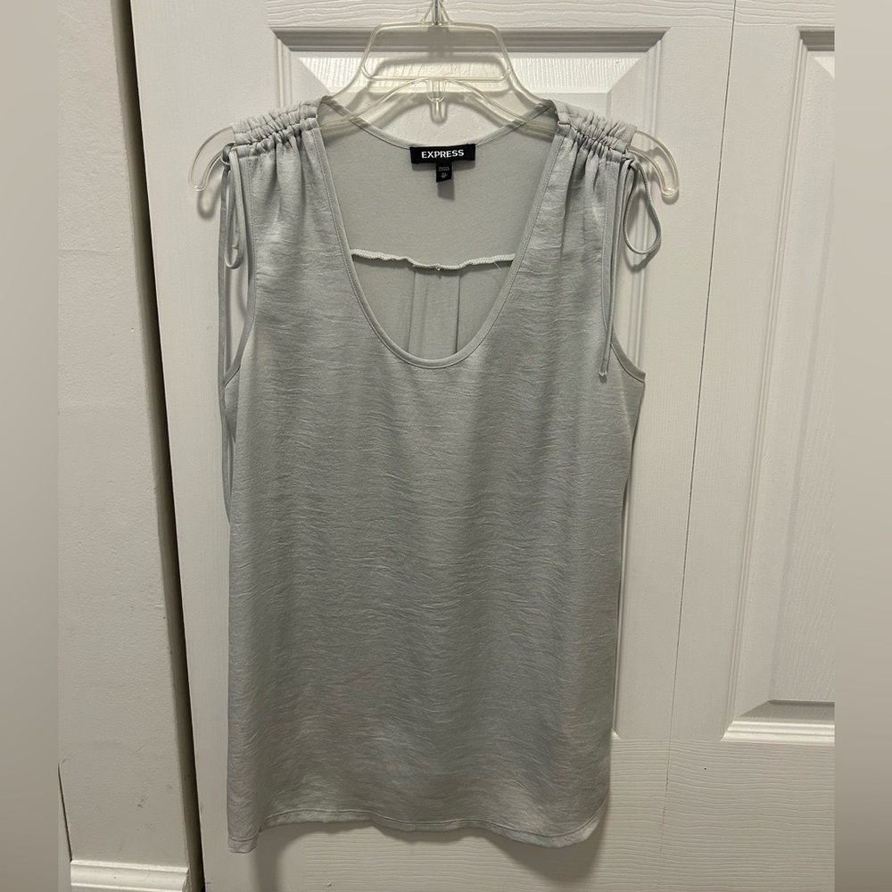 Tie-Shoulder Scoop Neck Tank